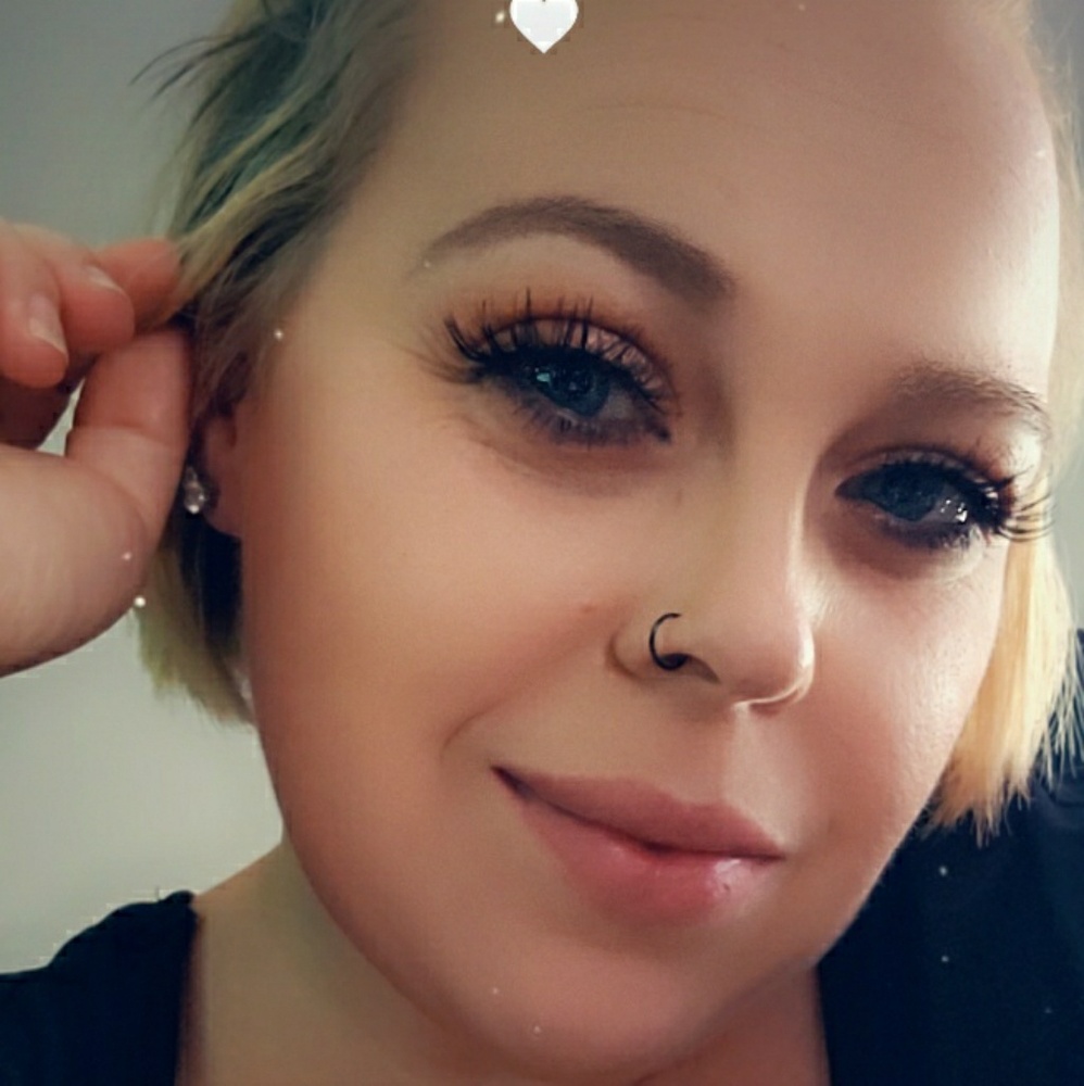 Meet your Posher, Amber